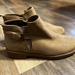 Women’s suede like boots Espirit size 9.5